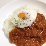 レトルトカレーで☆半熟卵のキーマカレー